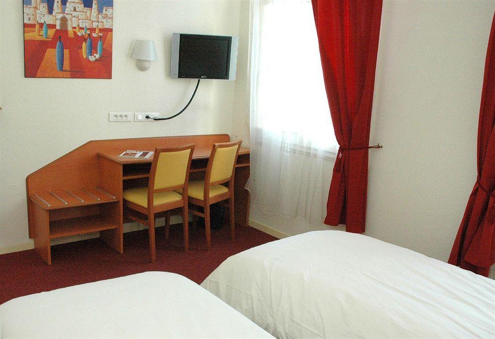 Hotel Cecil Metz Gare Екстериор снимка