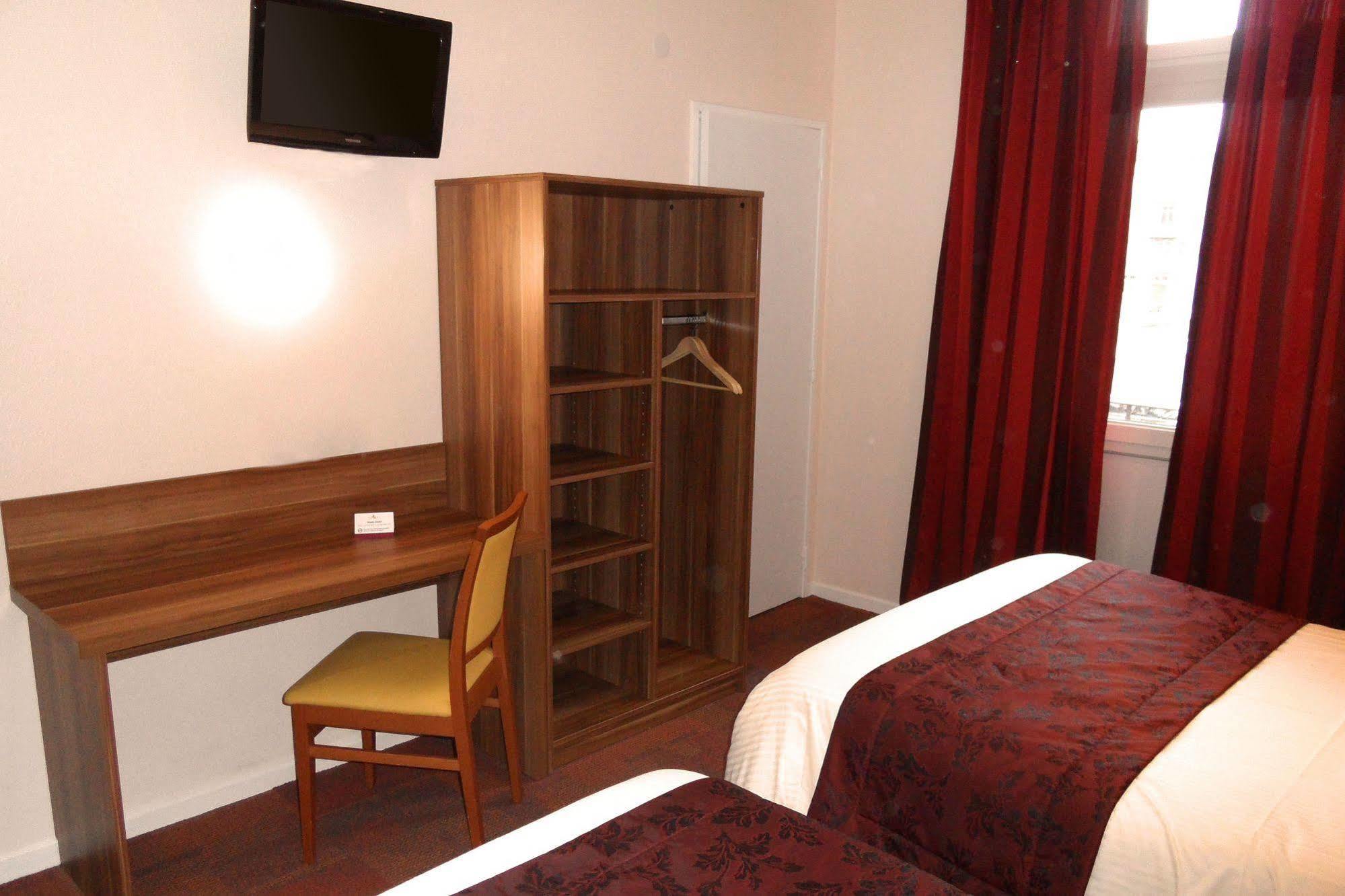 Hotel Cecil Metz Gare Екстериор снимка